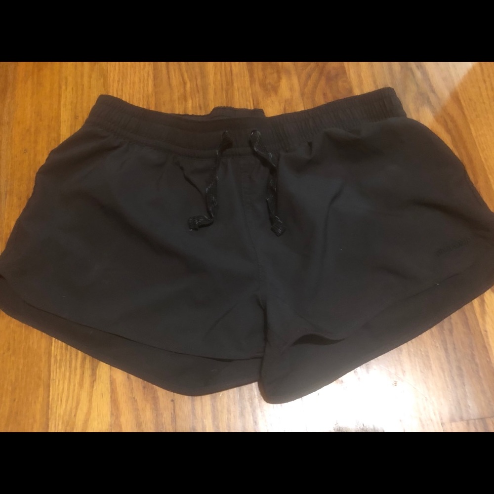 Patagonia Baggies with back pocket